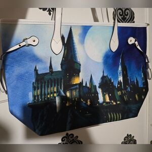 Hogwarts castle shoulder tote (CUSTOM MADE)